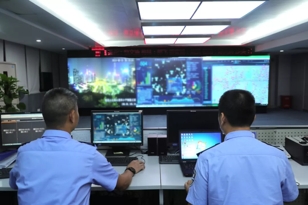 Visual command and dispatch for public security